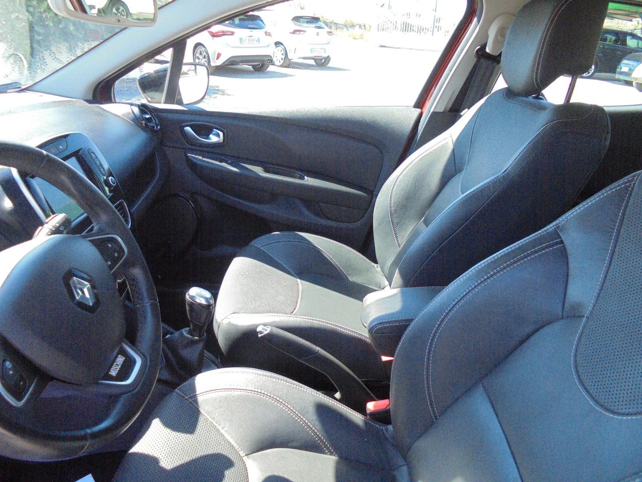 Renault Clio TCe 12V 75 CV 5 porte Moschino Life