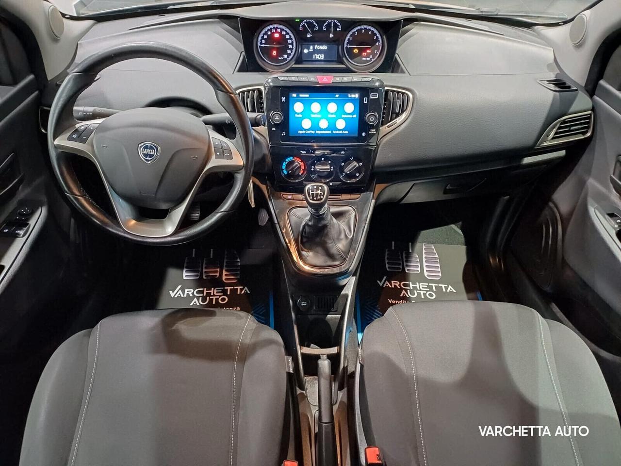 Lancia Ypsilon 1.0 FireFly 5 porte S&S Hybrid Gold Plus