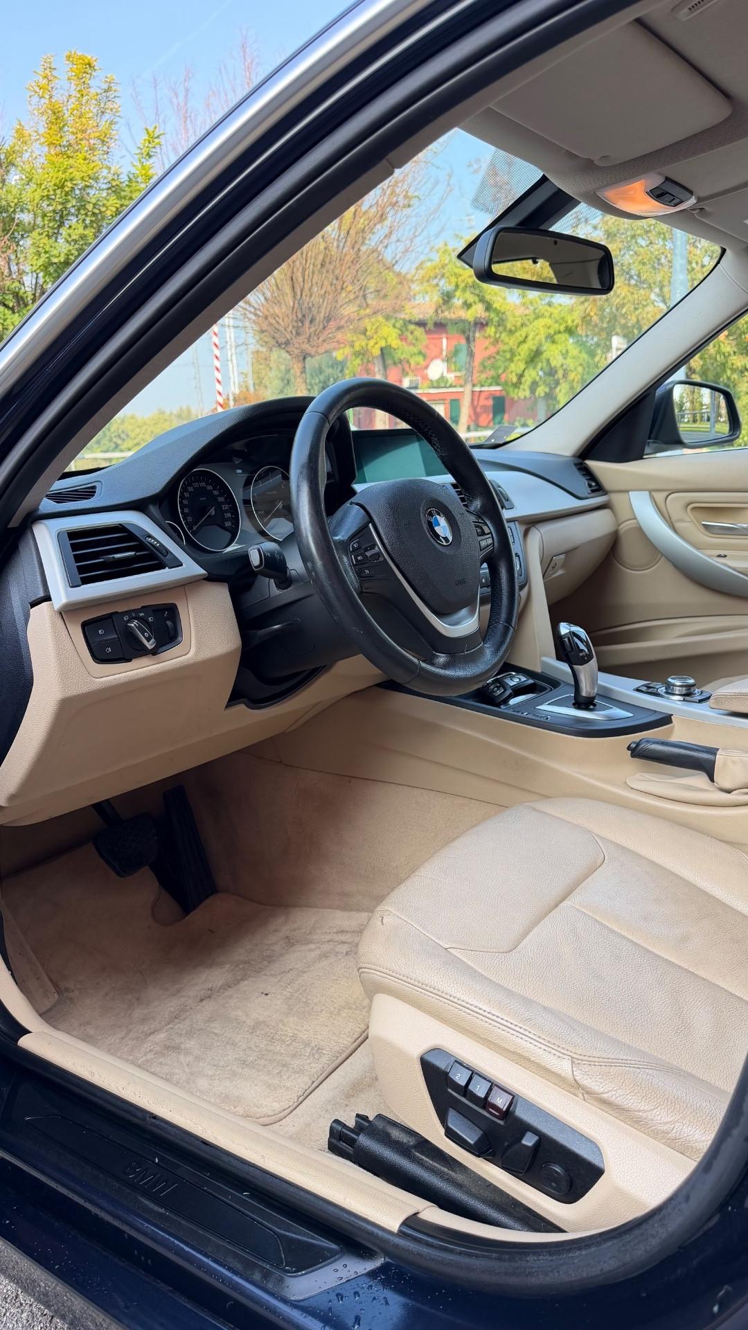 Bmw 318d Touring Luxury