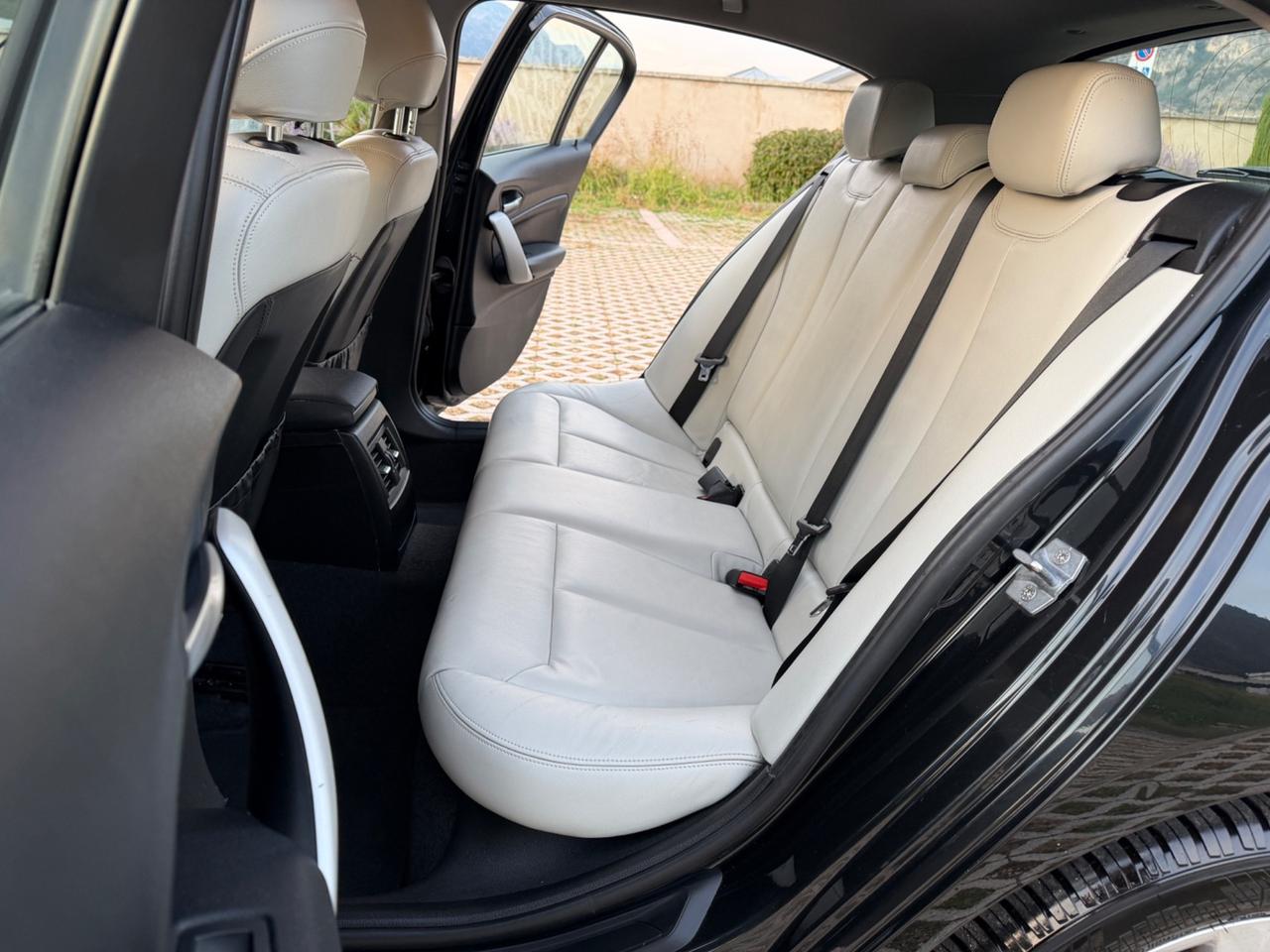 Bmw 120d 5p CATENA DISTRIBUZIONE E POMPA NUOVE