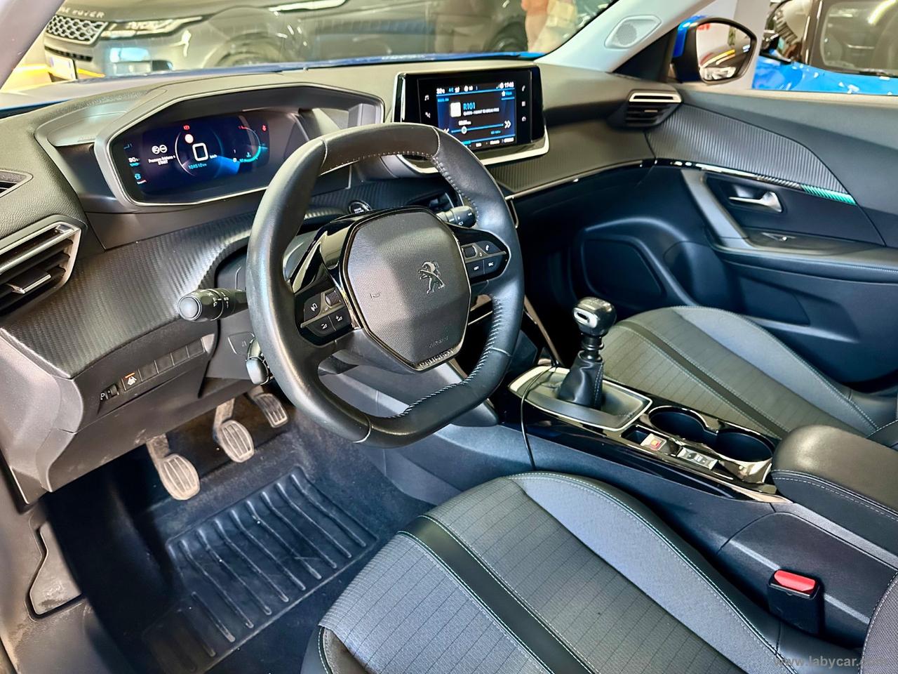 PEUGEOT 2008 BlueHDi 110 S&S ALLURE