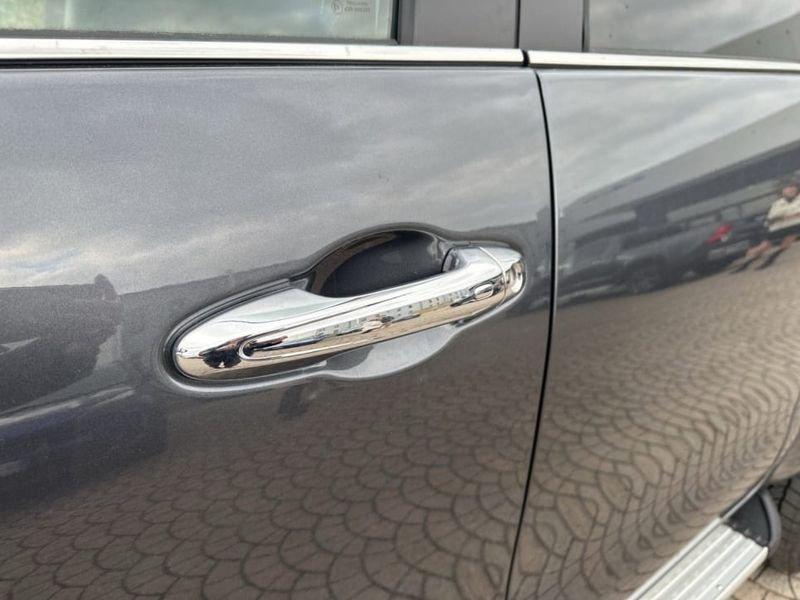 Toyota Hilux 2.4 Diesel AT Double Cab 4WD Executive MY24