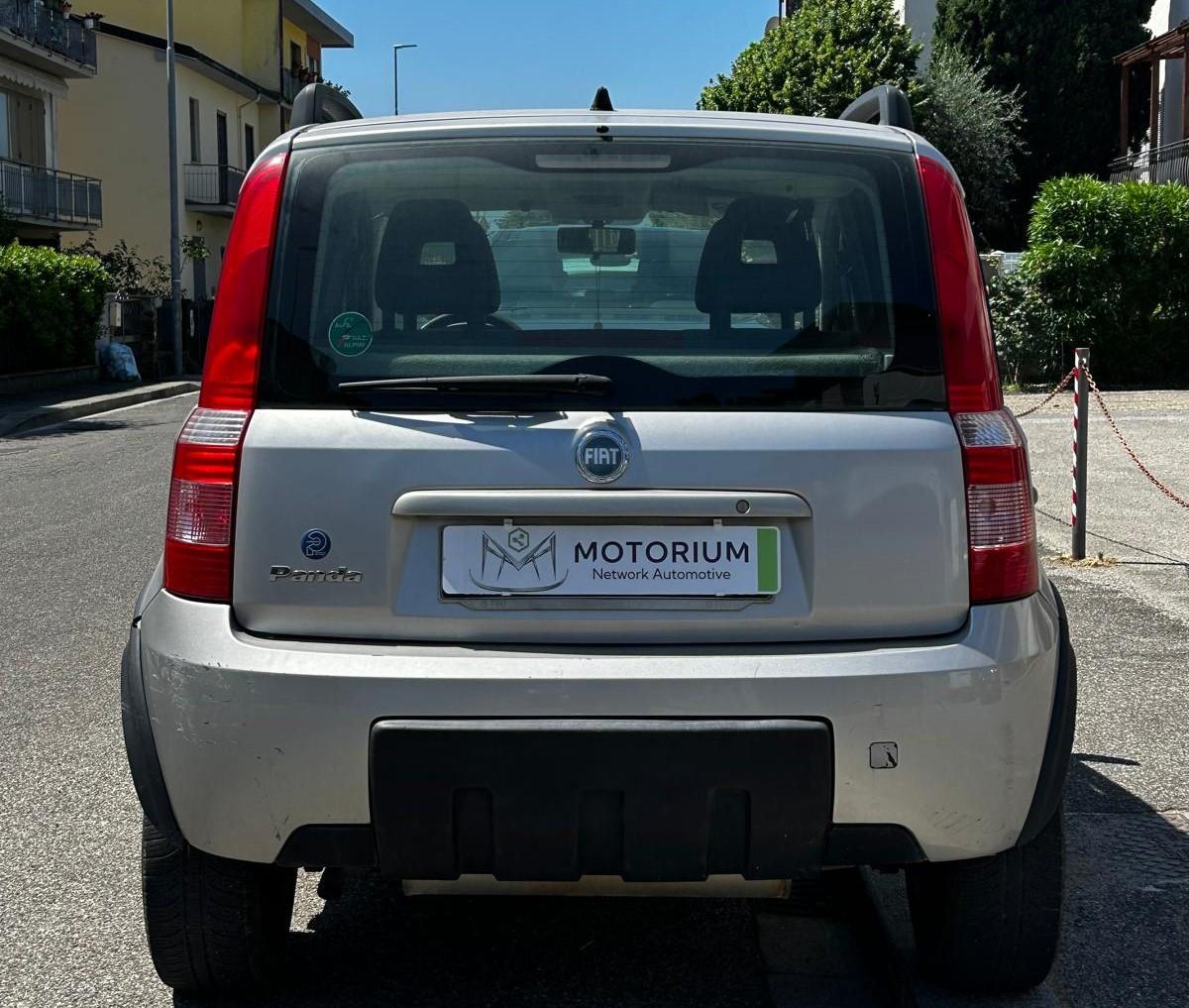 Fiat Panda 4x4 1.2cc climbing