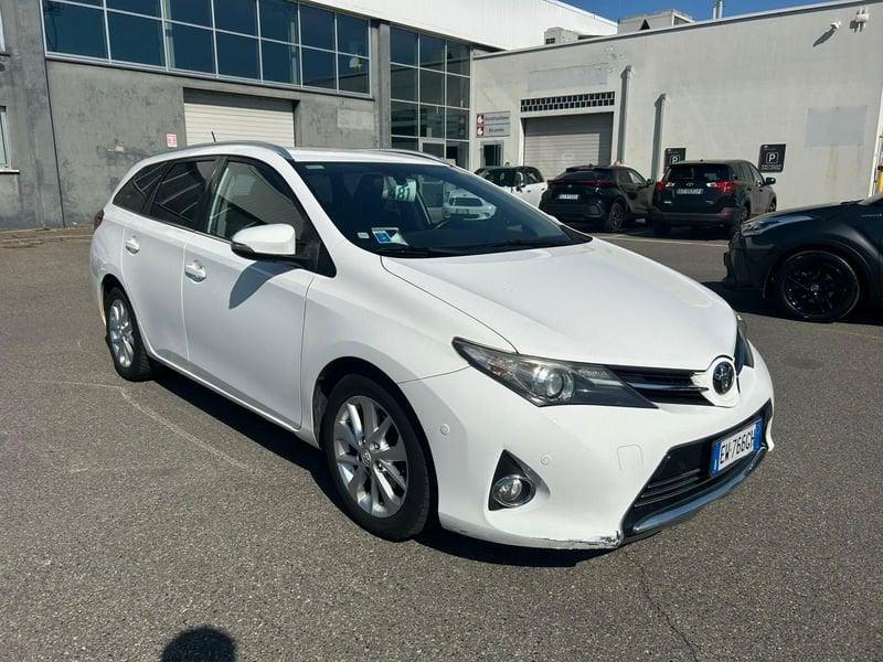 Toyota Auris 1.4 D-4D Lounge