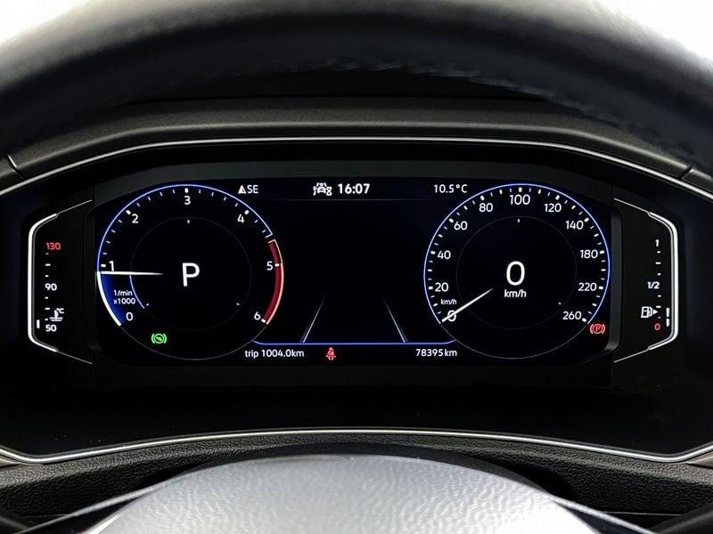 Volkswagen T-Roc 2.0 TDI SCR DSG Business BlueMotion Technology