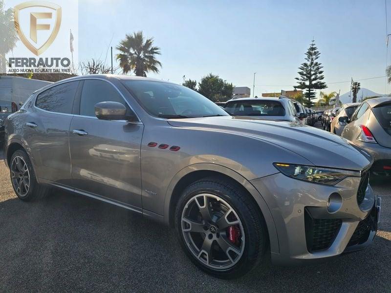 MASERATI LEVANTE V6 350 CV AWD Modena Italiana