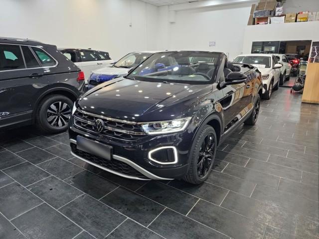 Volkswagen T-Roc 150 cv, C.18", Black Style Pack, Videocamera "Rear View", Supporto lombare, Navigatore "Discover Media", Frangivento, Fari Led Perfomance, Cruise Control Adattivo, Volante con Paddle