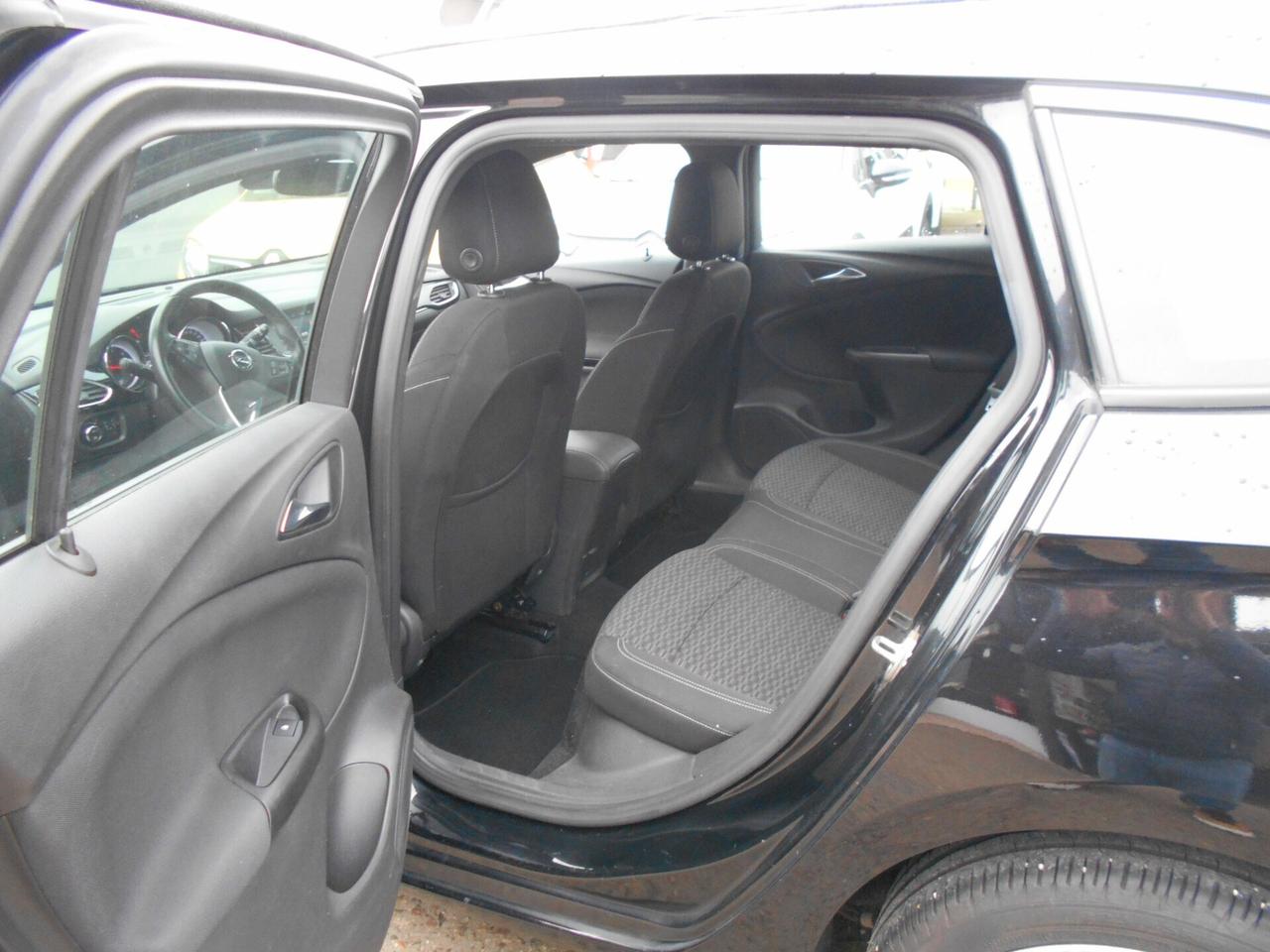 Opel Astra 1.6 CDTi 110CV Start&Stop Sports Tourer Dynamic