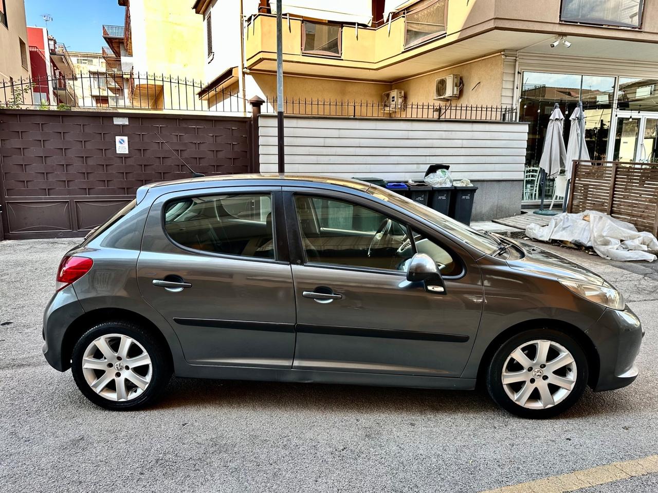 Peugeot 207 1.4 HDi 70CV 5p. Energie Sport