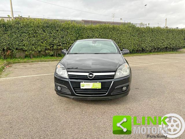 OPEL Astra GTC 1.7 CDTI 110CV 3 porte Cosmo