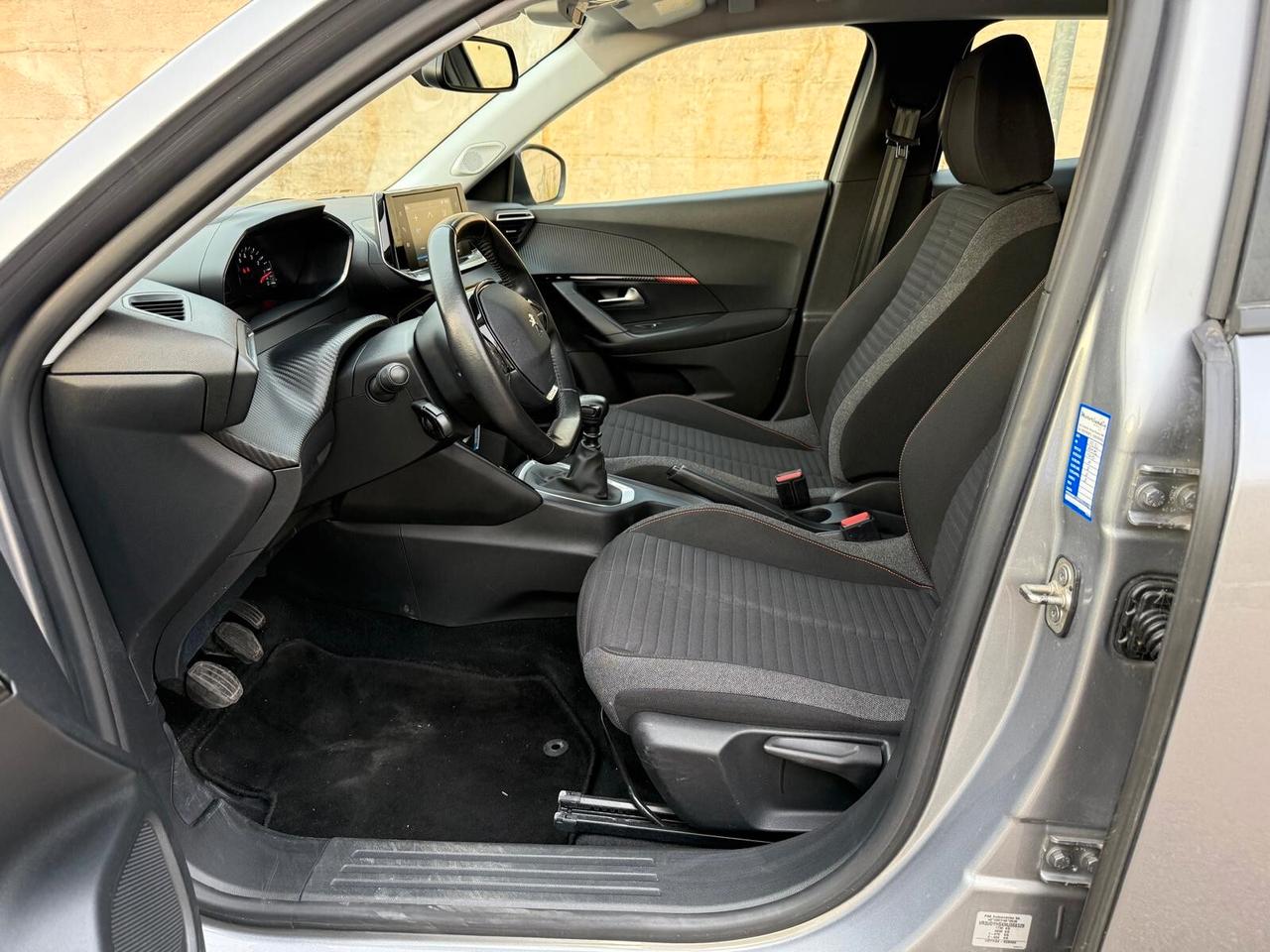 Peugeot 2008 BlueHDi 110CV S&S Allure Pack 2021