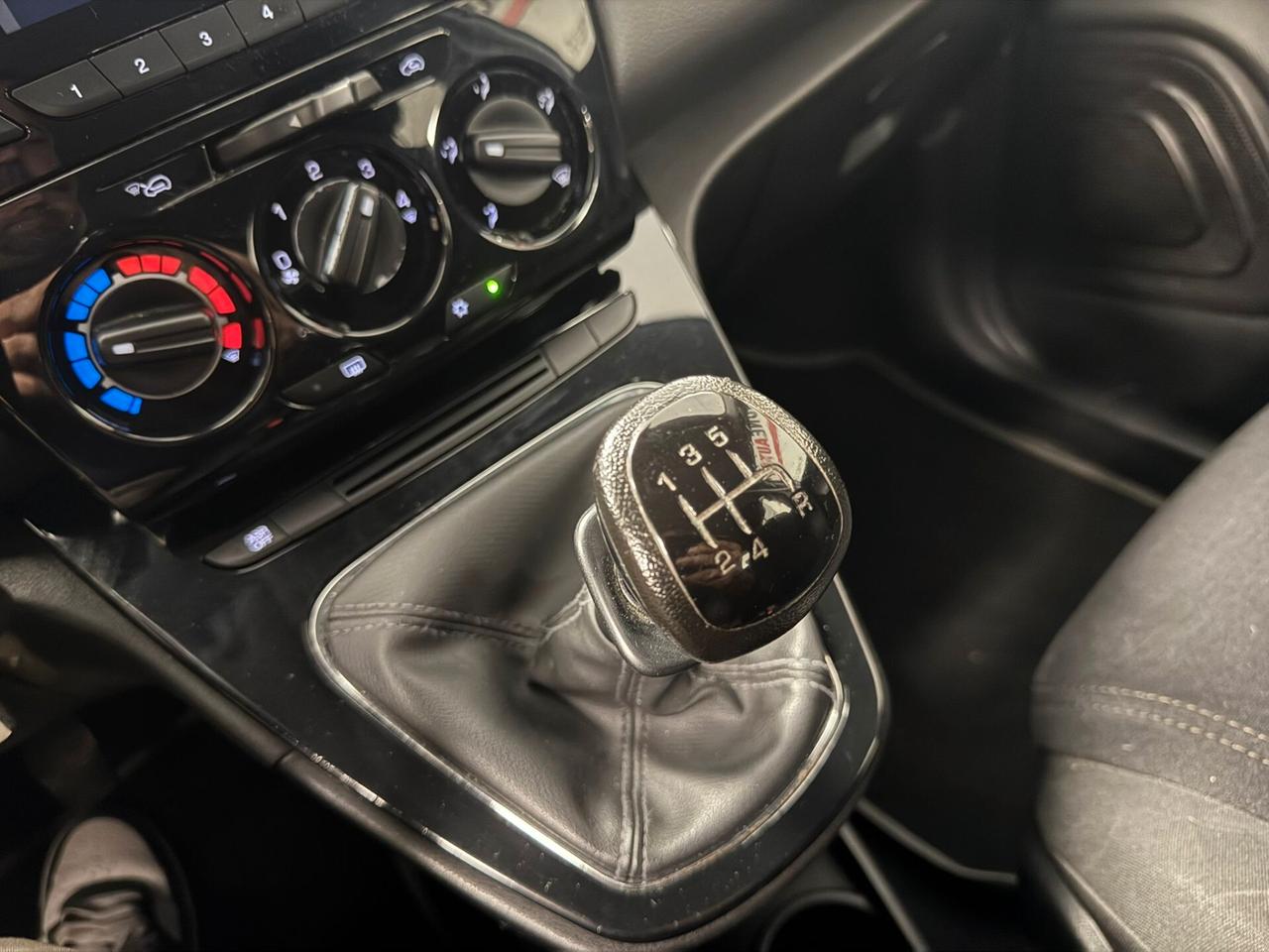 Lancia Ypsilon 1.2 69 CV 5 porte S&S Platinum
