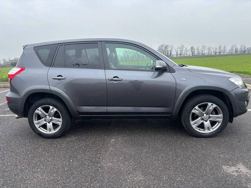 Toyota RAV4 2.2 Diesel 150cv