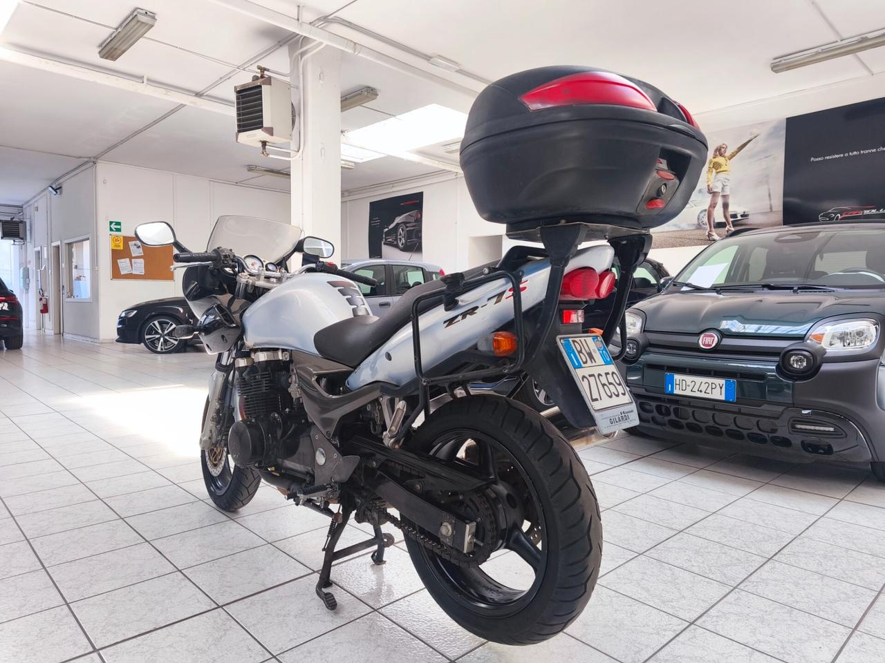 Kawasaki ZR 7