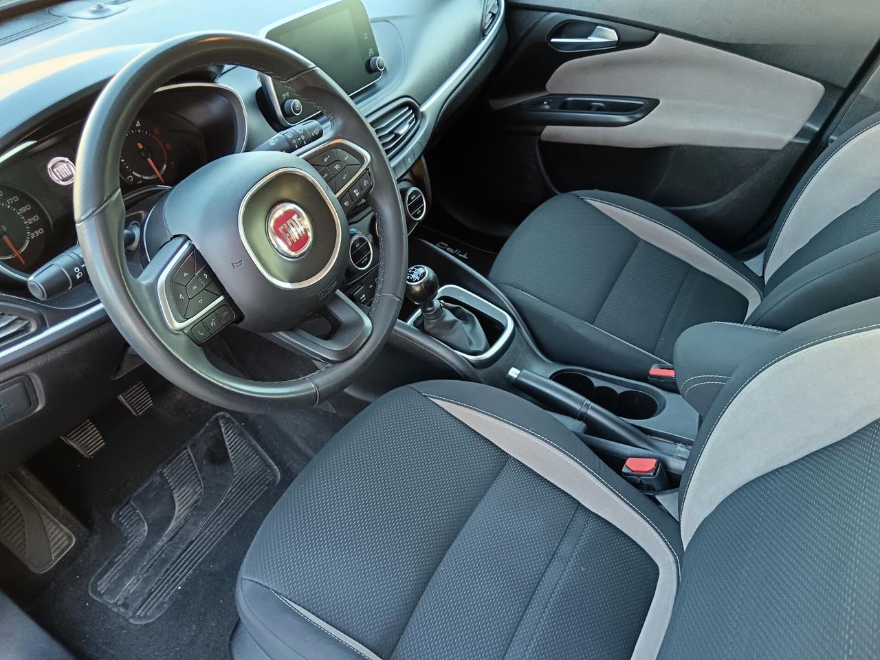 Fiat Tipo 1.6 Mjt S&S SW Lounge