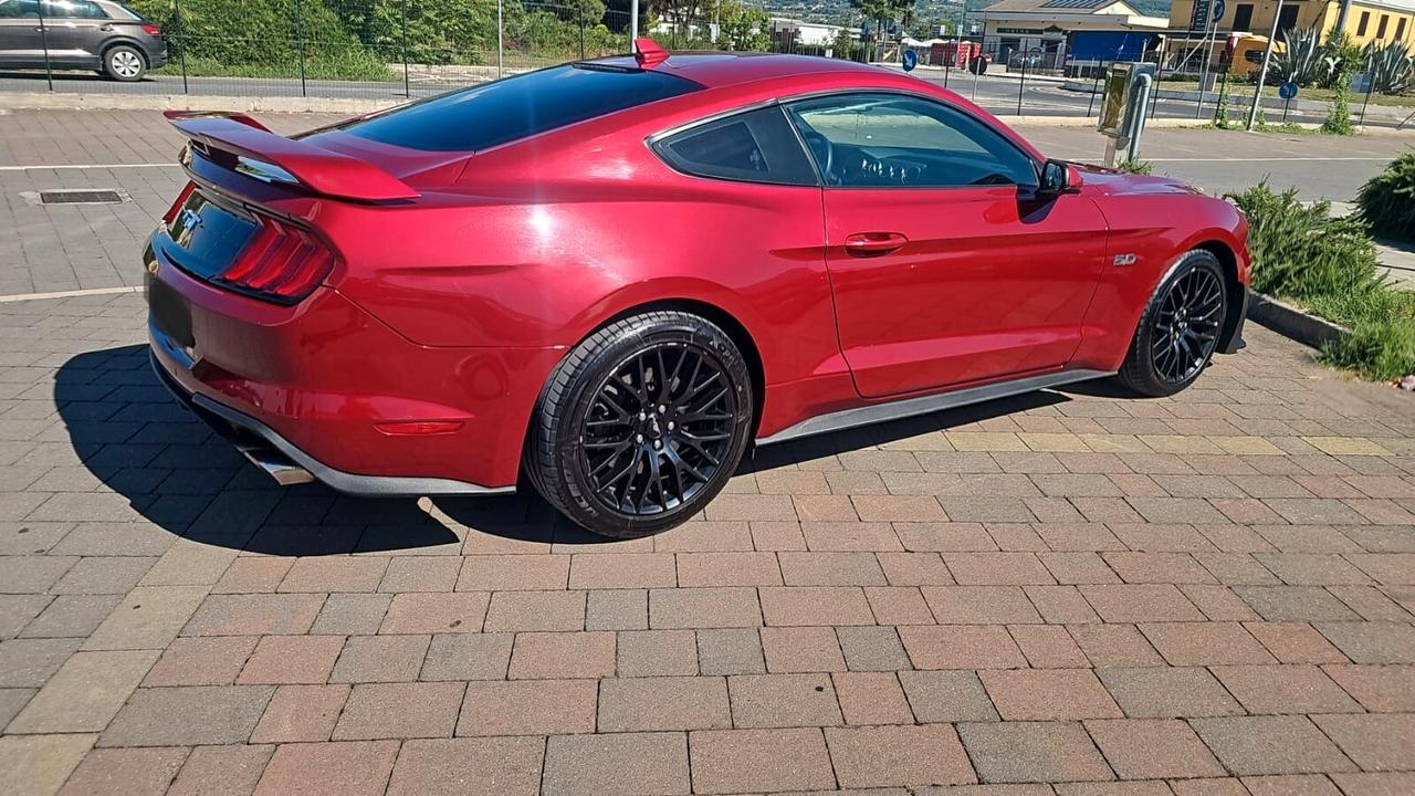 Ford Mustang Fastback 5.0 V8 GT