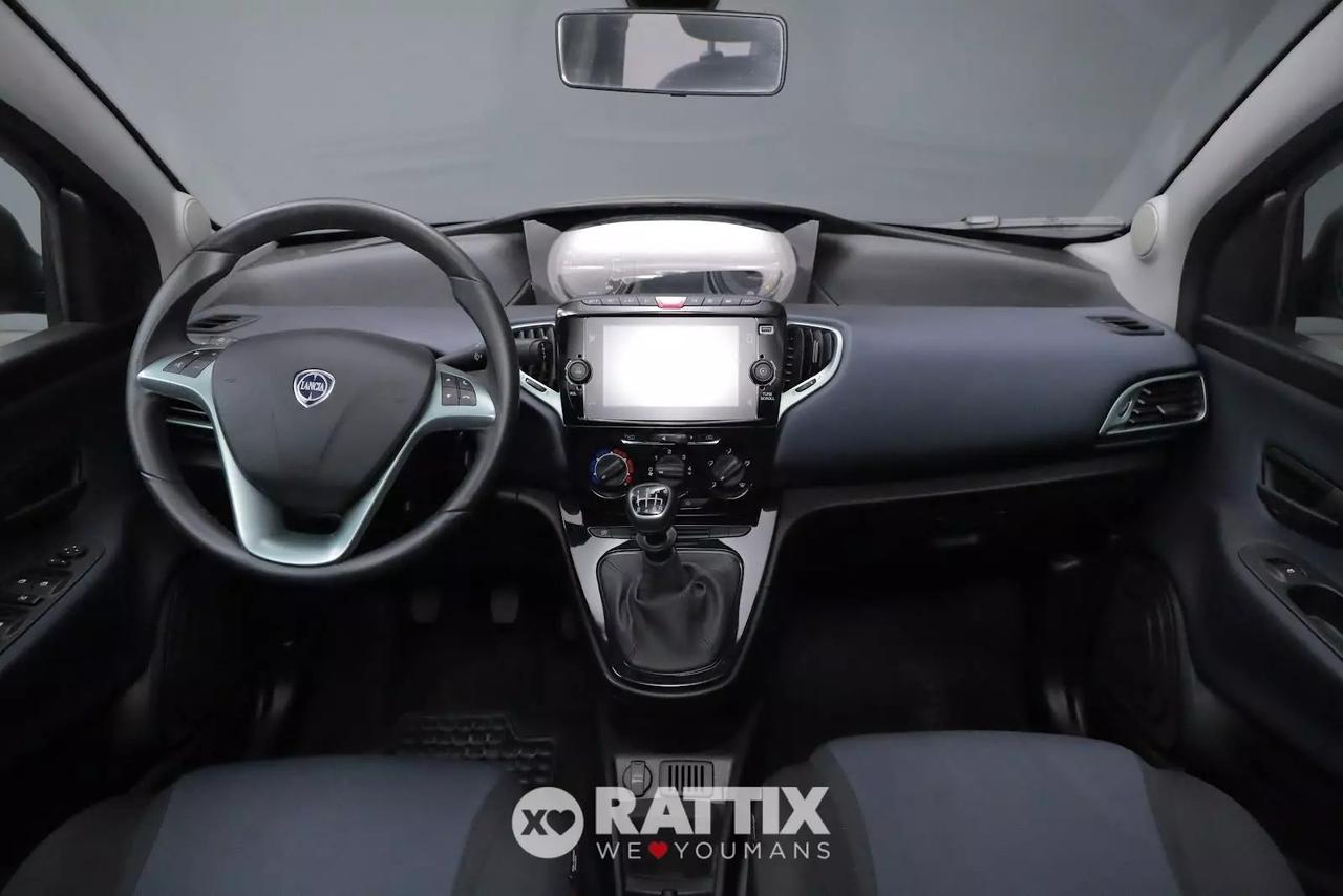 Lancia Ypsilon 1.0 Firefly Hybrid 70CV Gold Plus
