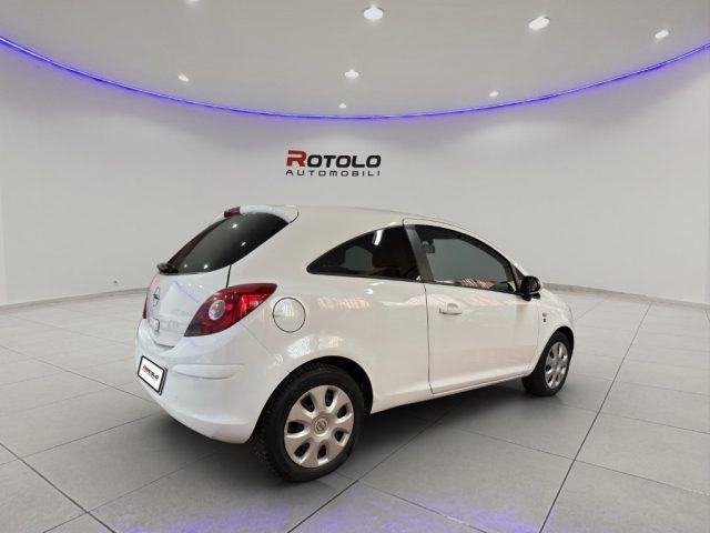 OPEL Corsa 1.2 3 porte Sport
