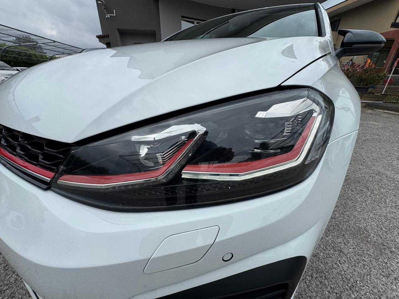 Volkswagen Golf GTI Performance 2.0 TSI 5p. BlueMotion Technology