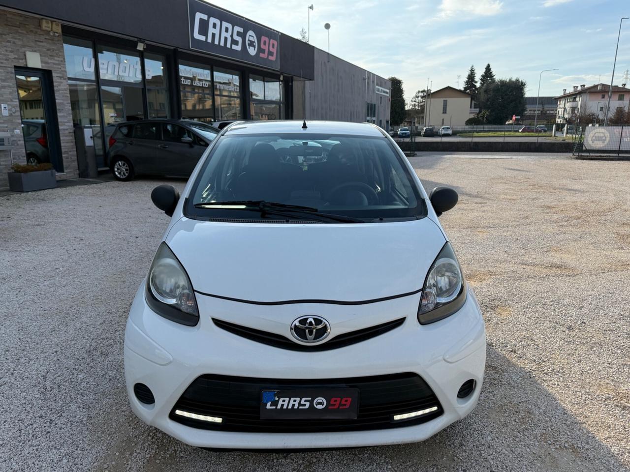 Toyota Aygo 1.0 12V VVT-i 5 porte Active Connect