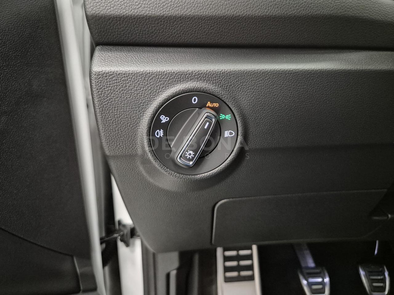 Volkswagen T-Roc 1.0 tsi r-line 115cv