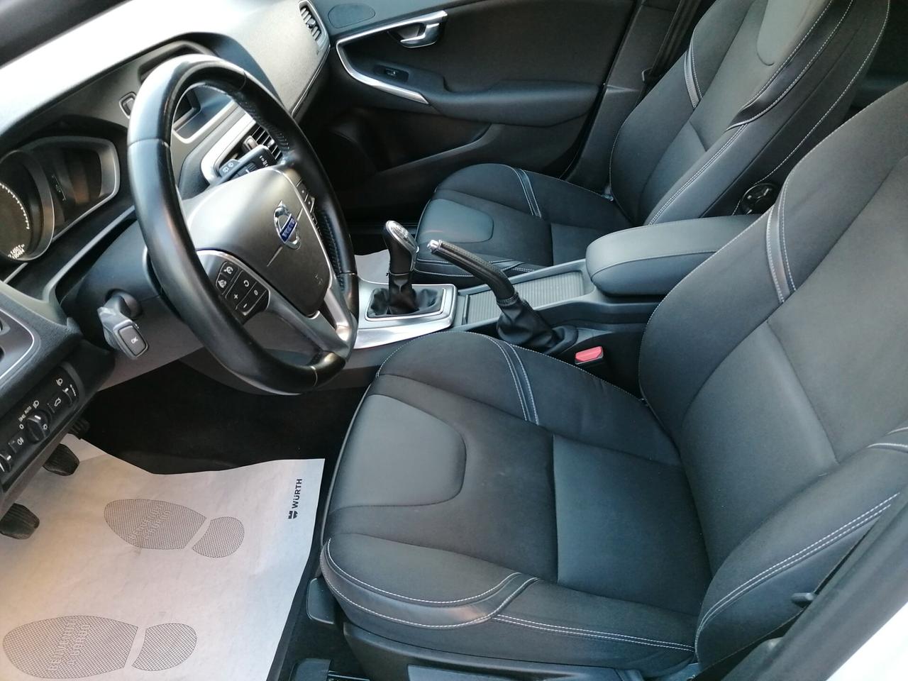 Volvo V40 D3 Summum