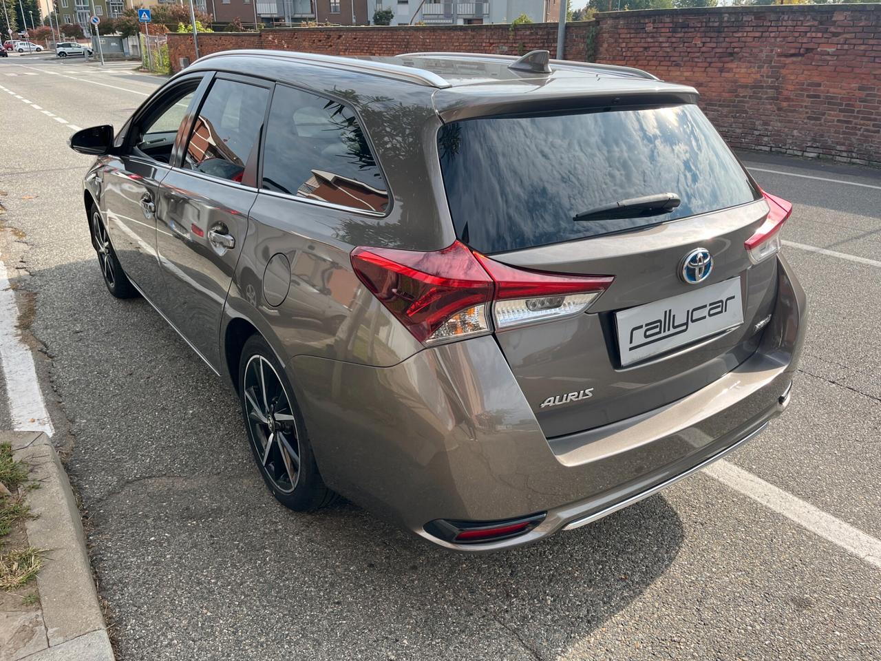 Toyota Auris Touring Sports 1.8 Hybrid - 32.000 km