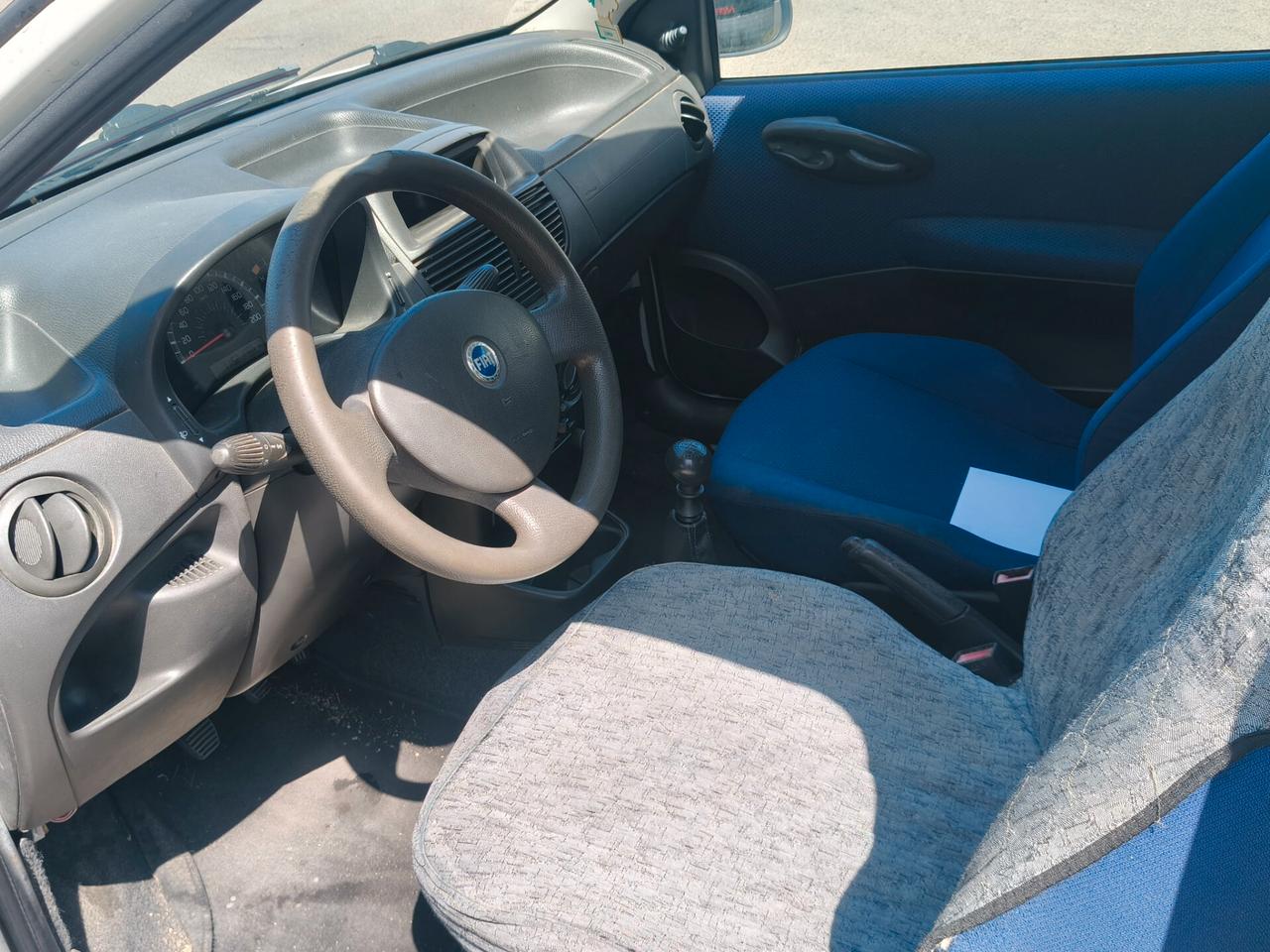 Fiat Punto 1.2i benzina