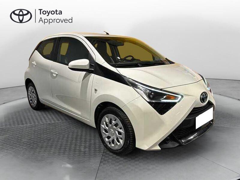 Toyota Aygo 1.0 72 CV x-play