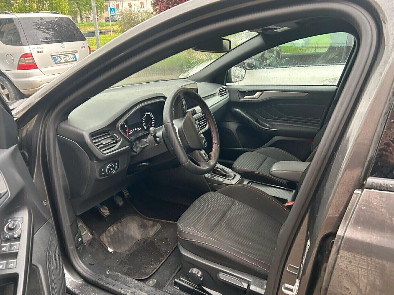 FORD FOCUS serie 5 HYBRID 1000 ECO-BOOST CV 125 KM 25.125 LED garanzia 12 mesi