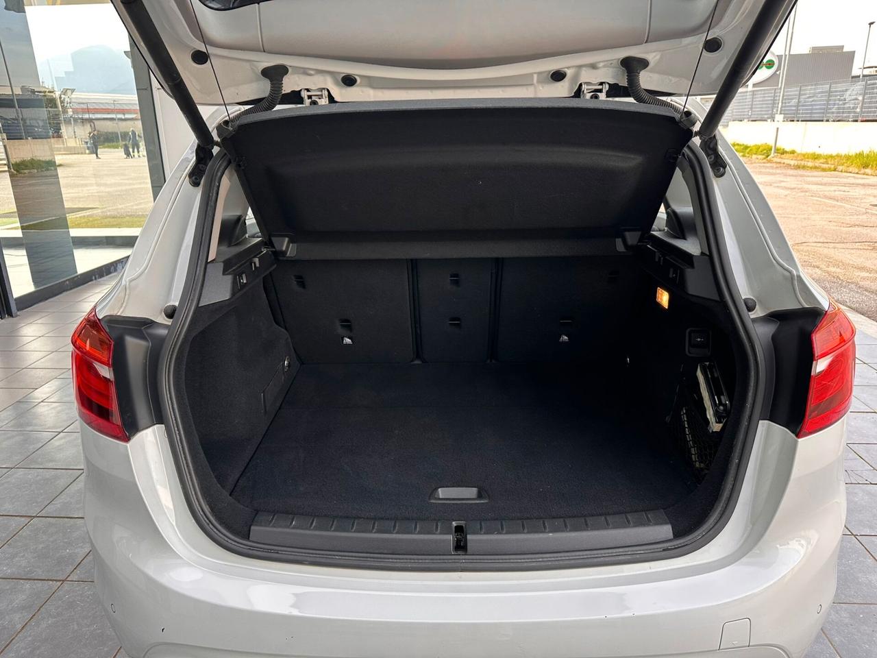 Bmw 216 216d Active Tourer Advantage