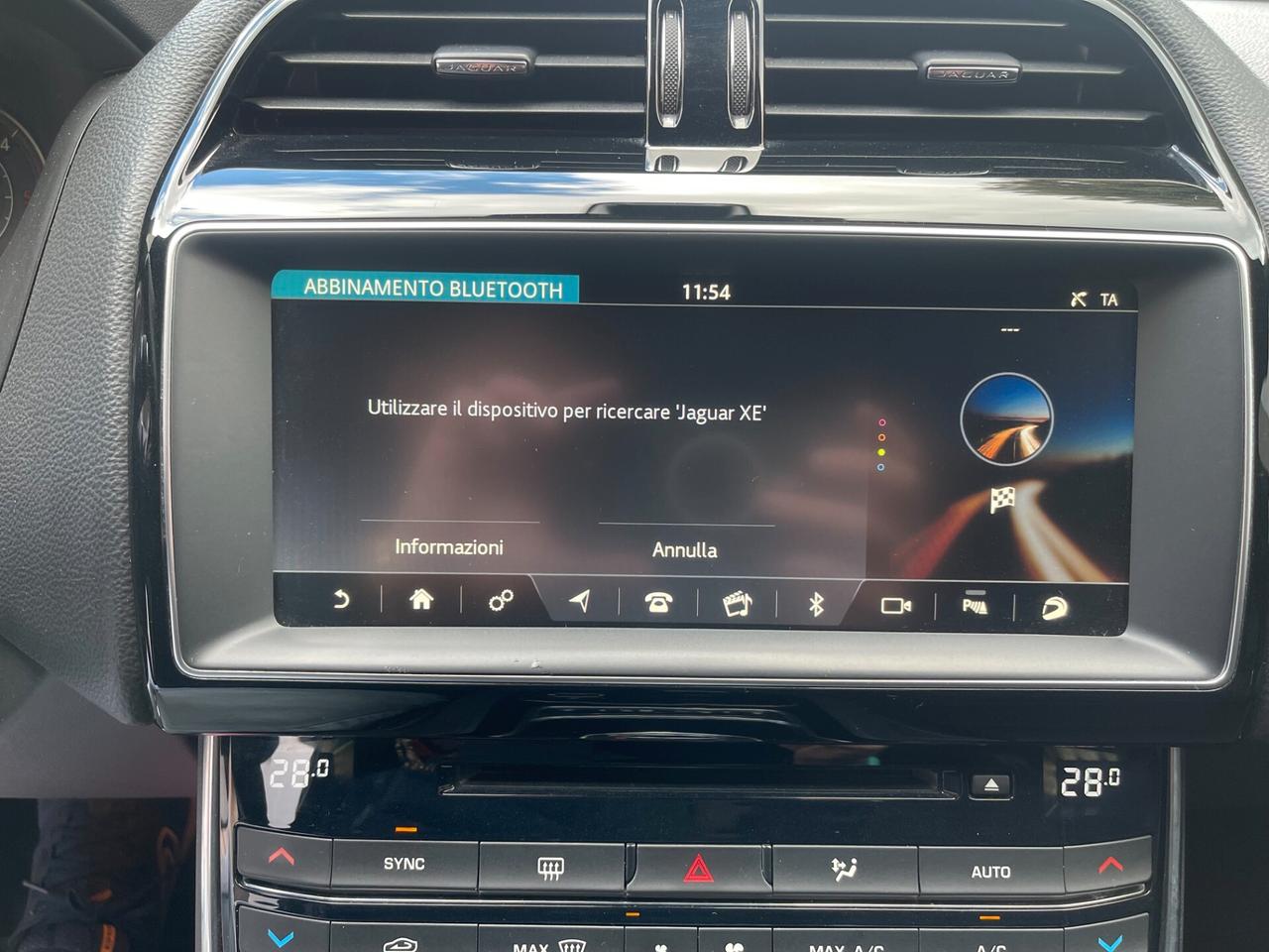 Jaguar XE 2.0 D 240 CV AWD aut. Portfolio