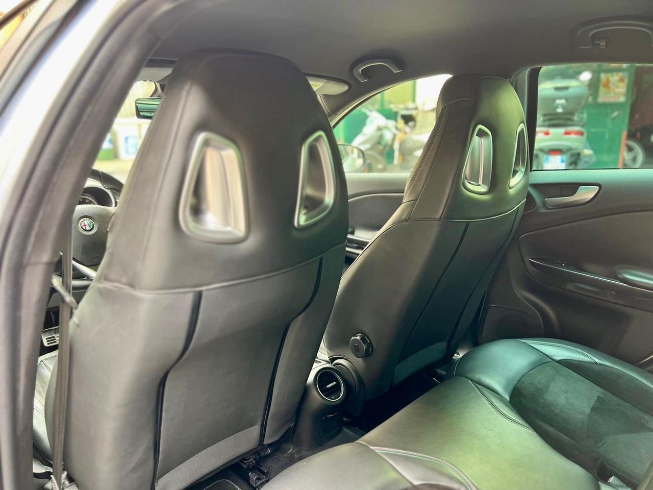 Alfa Romeo Giulietta TBI Quadrifoglio Verde TCT