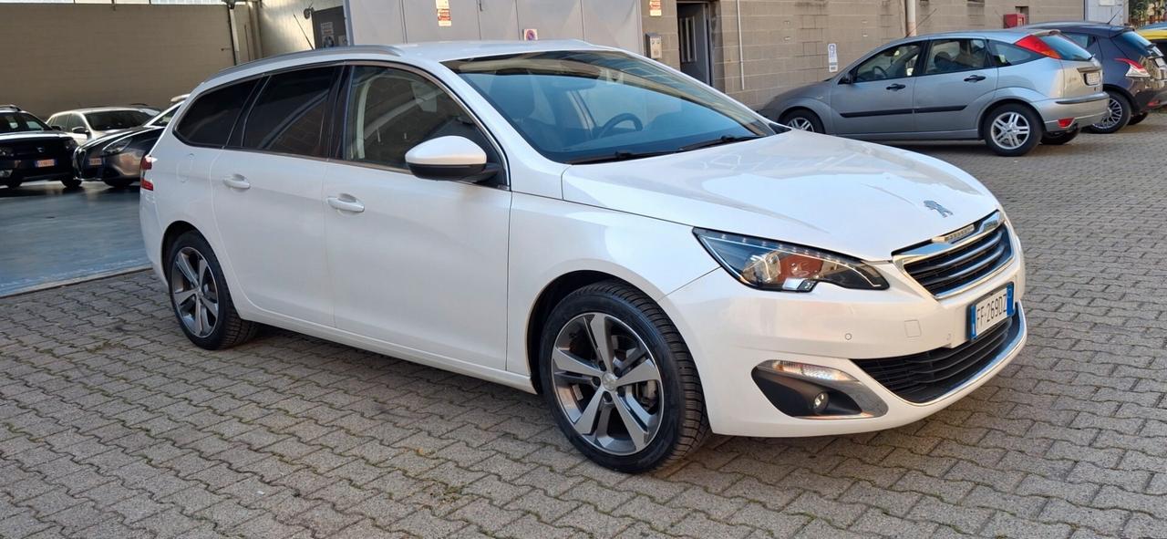 Peugeot 308 BlueHDi 120 S&S SW Allure