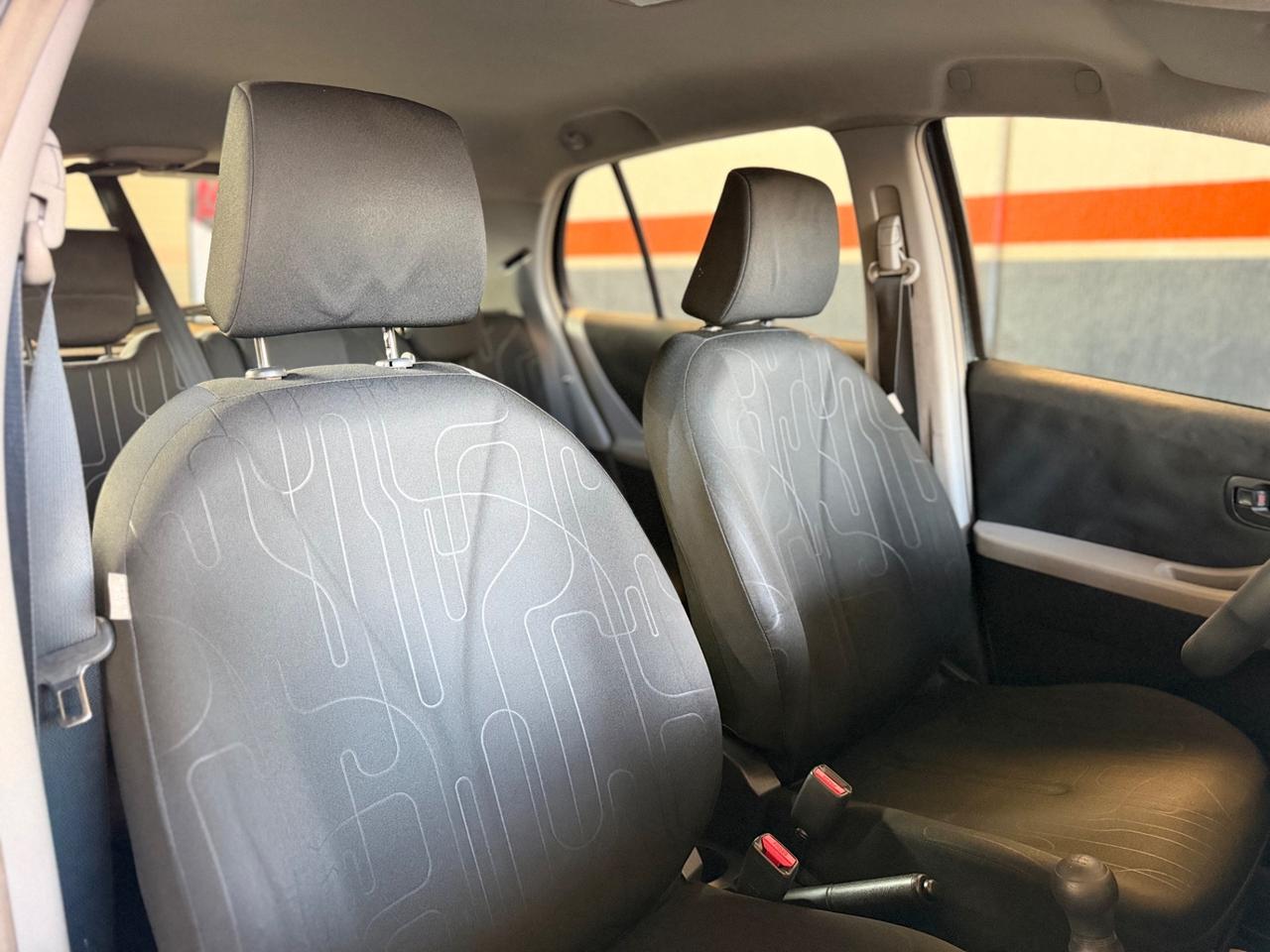 Toyota Yaris 1.0 5 porte Now NEOPATENTATI