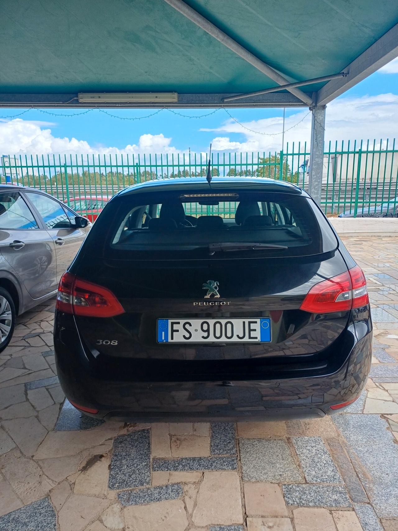 Peugeot 308 BlueHDi 100 S&S Active
