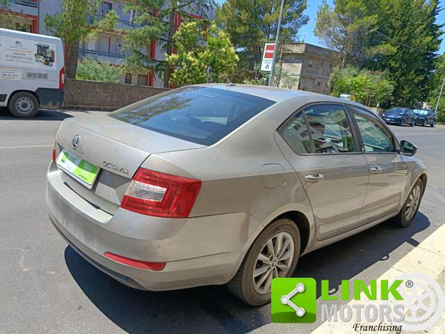 SKODA Octavia 1.6 TDI CR 105 CV Elegance NEOPATENTATI