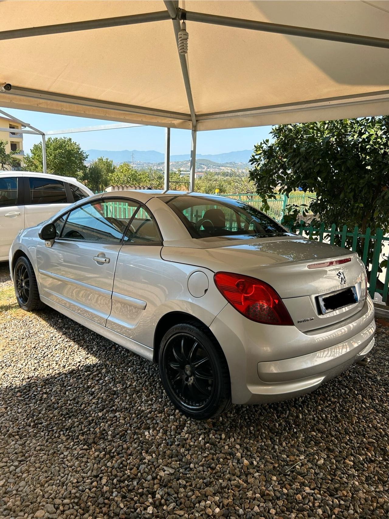 Peugeot 207 1.6 VTi 120CV CC Roland Garros