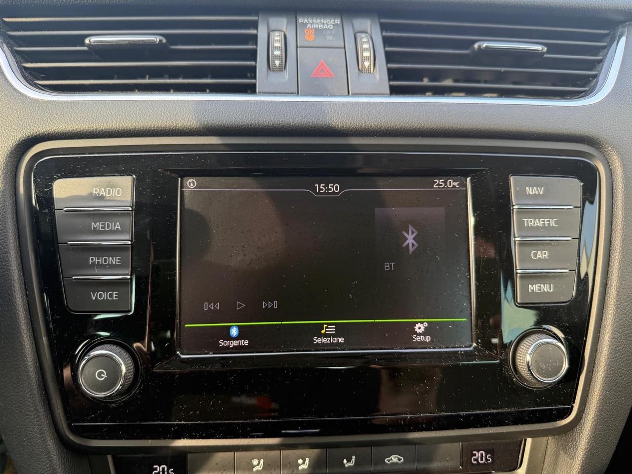 Skoda Octavia 1.6 TDI CR 110 CV DSG Wagon Executive