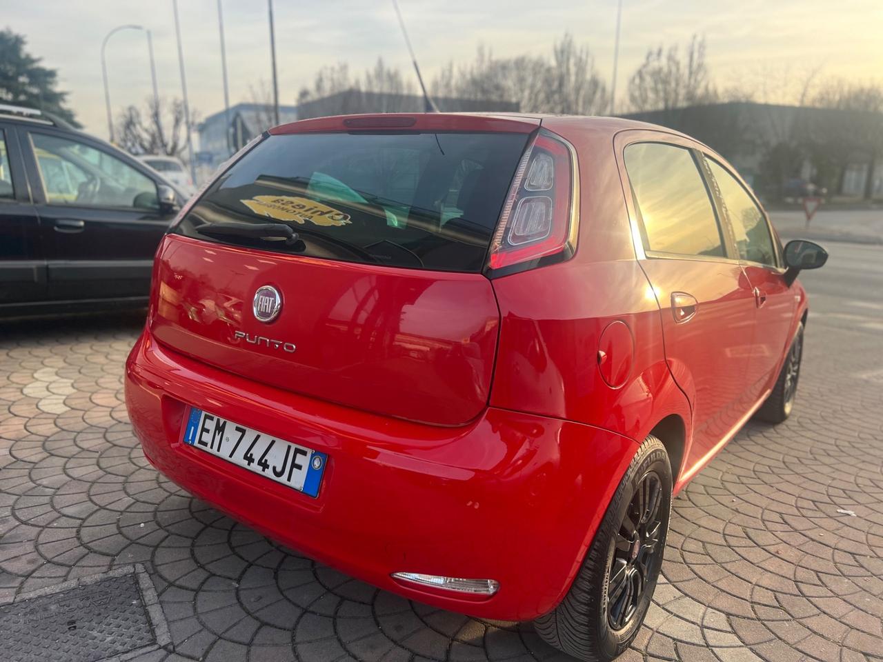 Fiat Punto 1.2 benz per NEOP - GARANZIA 12 MESI