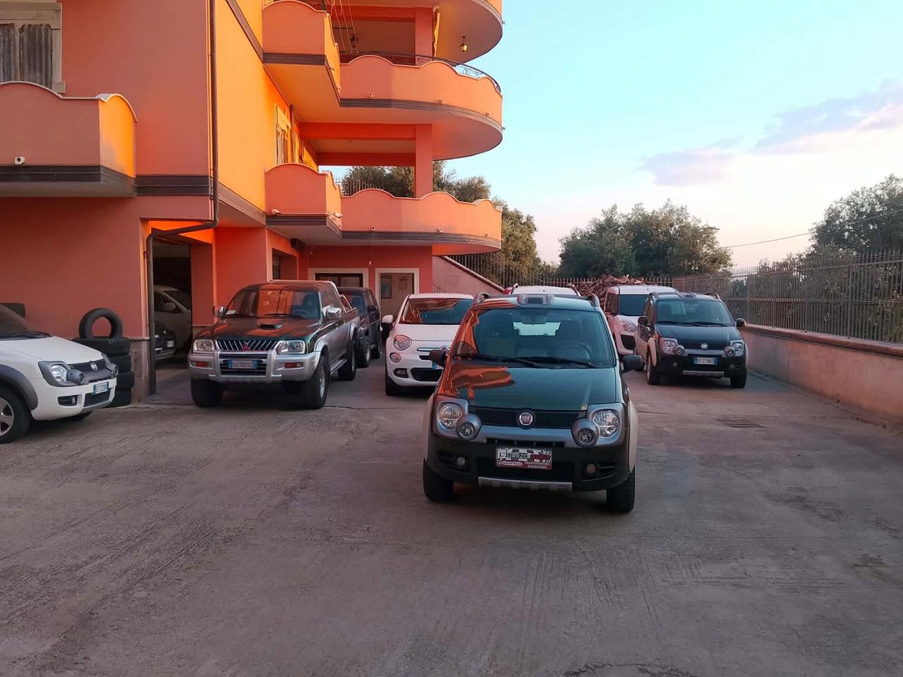 Fiat Panda 1.3MJT EURO4 4x4 Cross con GANCIO