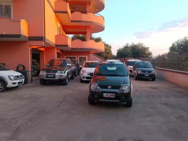 Fiat Panda 1.3MJT EURO4 4x4 Cross con GANCIO