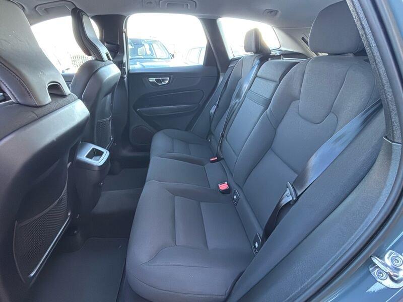 Volvo XC60 XC60 B4 D AWD Momentum Auto