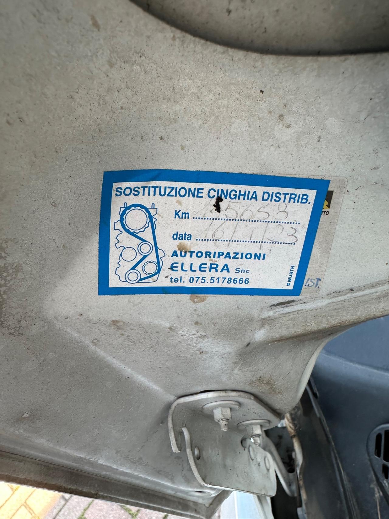 Ford Fiesta 1.4 16V 5p. Bz.- GPL Titanium Bs.