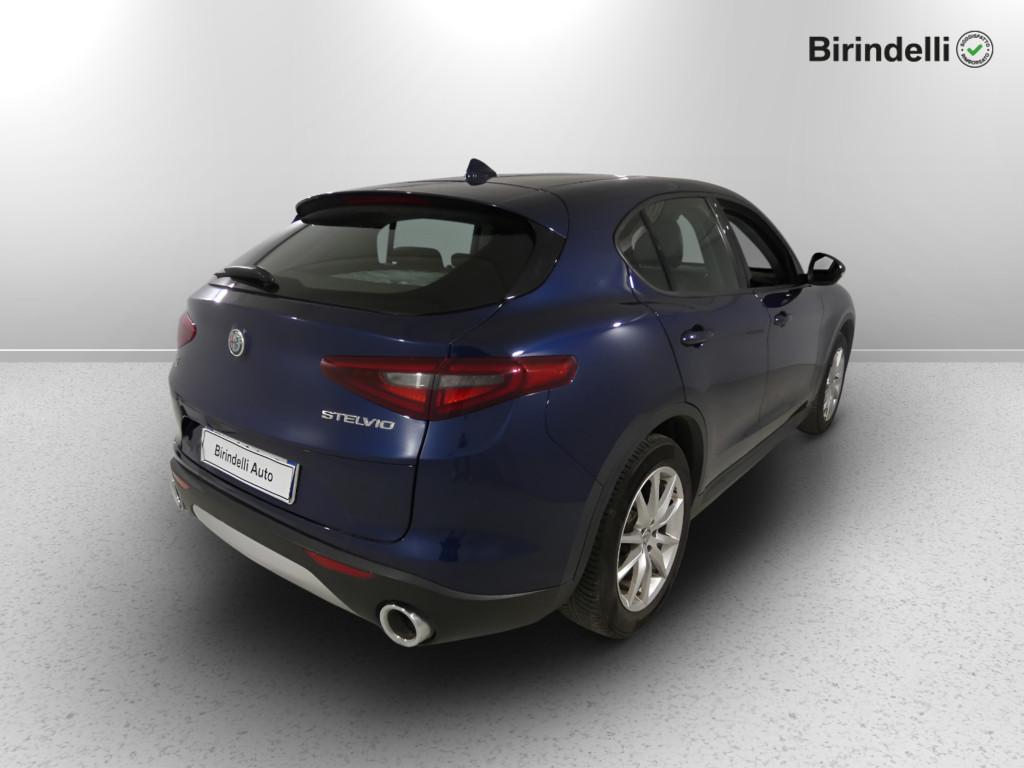 ALFA ROMEO Stelvio - Stelvio 2.2 Turbodiesel 180 CV AT8 Q4 Executive