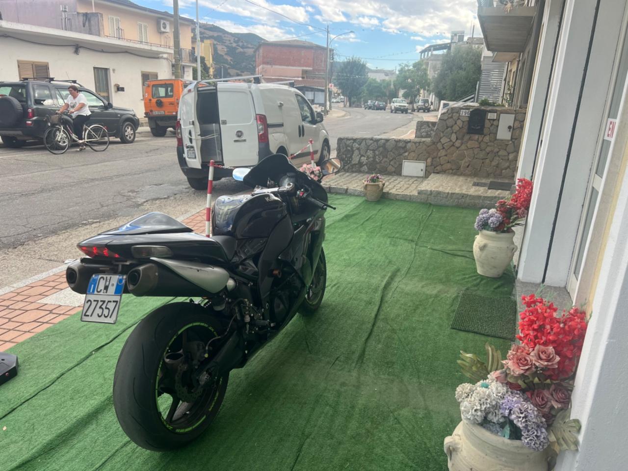 Kawasaki Ninja ZX-10RR Strada