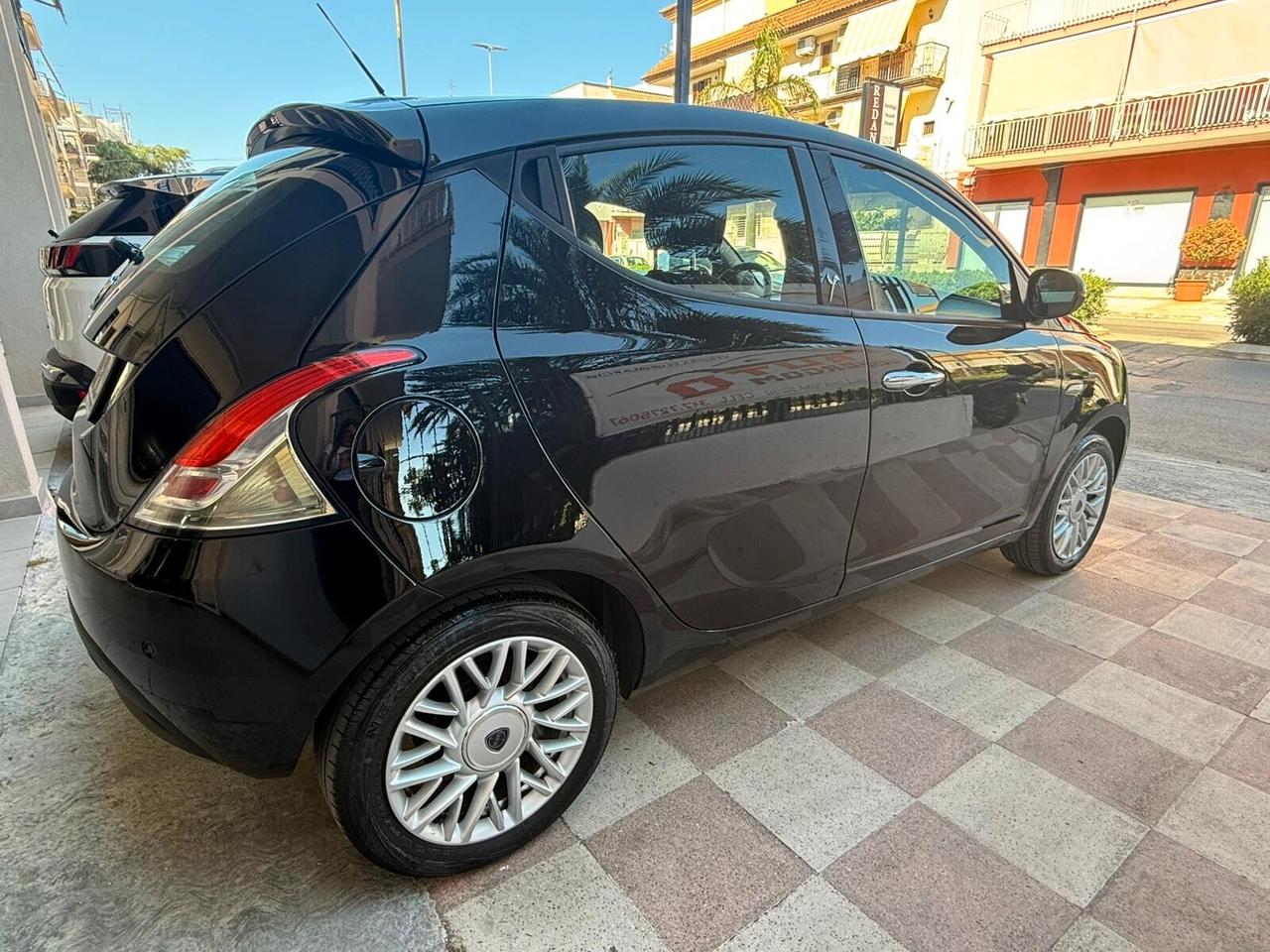 Lancia Ypsilon 1.2 Gold