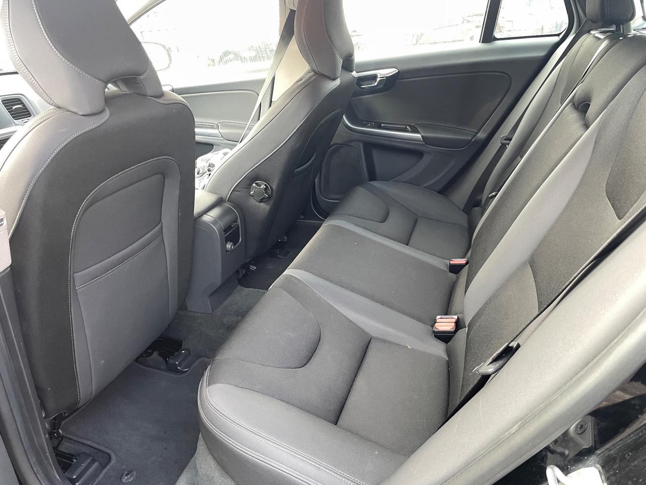 Volvo V60 D4 181cv. Gancio traino - finanziabile