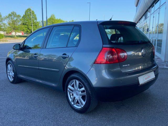VOLKSWAGEN Golf 1.6 5P. Comfortline
