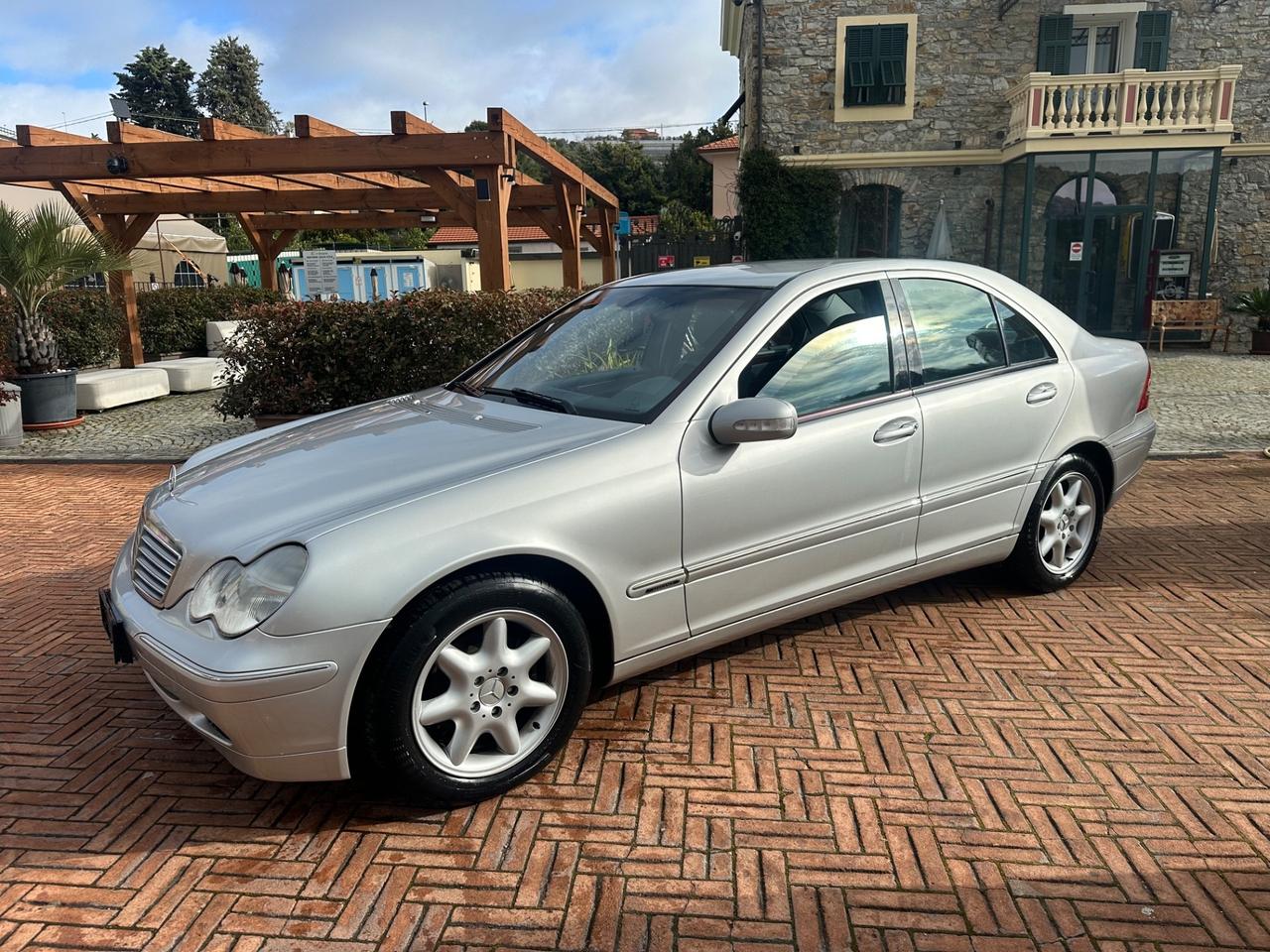 Mercedes-benz C 220 C 220 CDI cat Elegance